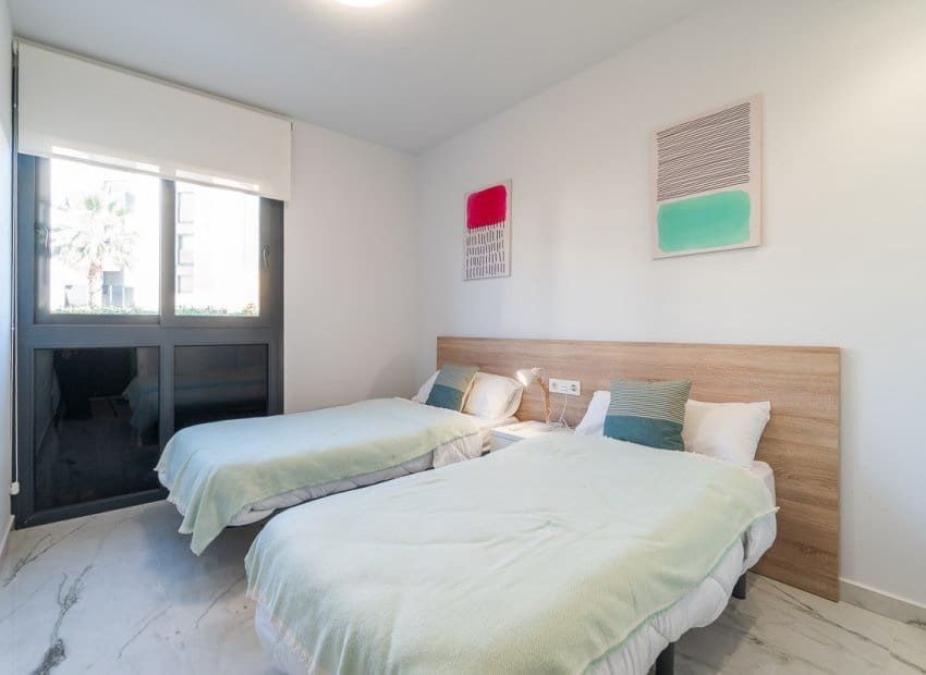 Apartamento de 2 habitaciones en Los Altos en venta con piscina garaje - 279.900 € (Ref: 10175808)