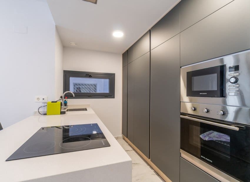 Apartamento de 2 habitaciones en Los Altos en venta con piscina garaje - 279.900 € (Ref: 10175808)