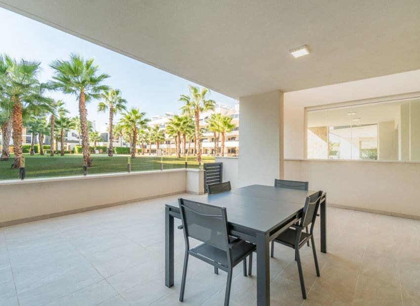 Apartamento de 2 habitaciones en Los Altos en venta con piscina garaje - 279.900 € (Ref: 10175808)