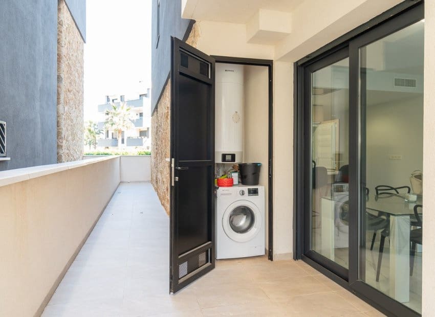 Apartamento de 2 habitaciones en Los Altos en venta con piscina garaje - 279.900 € (Ref: 10175808)