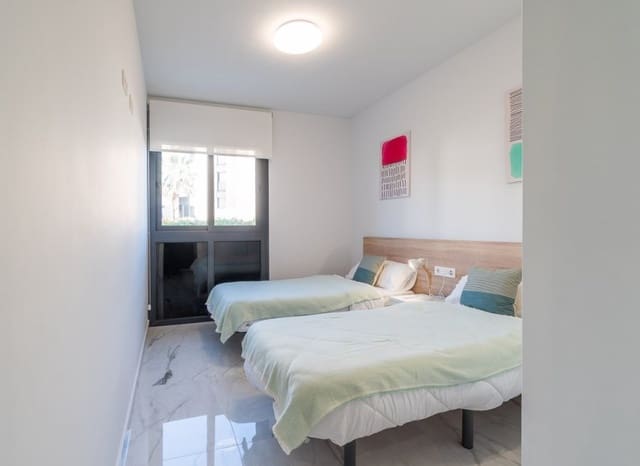 Apartamento de 2 habitaciones en Los Altos en venta con piscina garaje - 279.900 € (Ref: 10175808)