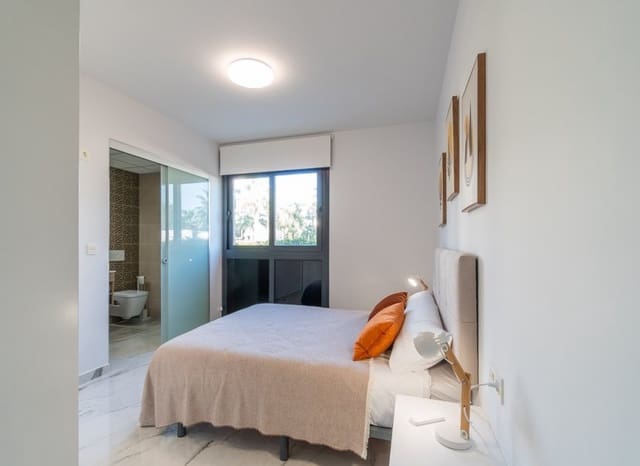 Apartamento de 2 habitaciones en Los Altos en venta con piscina garaje - 279.900 € (Ref: 10175808)