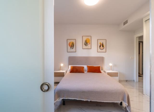 Apartamento de 2 habitaciones en Los Altos en venta con piscina garaje - 279.900 € (Ref: 10175808)