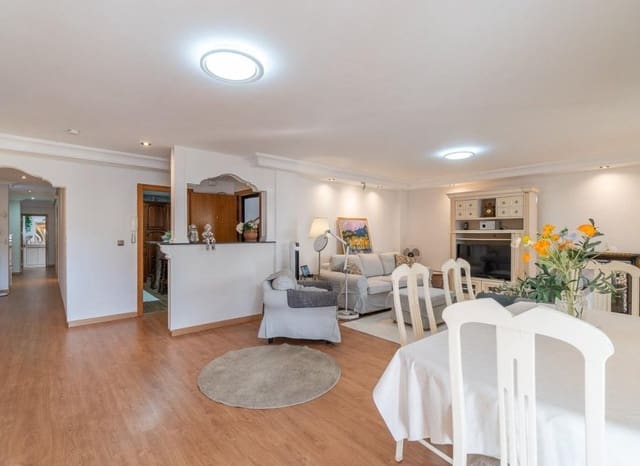 3 makuuhuone Huoneisto myytävänä paikassa Parque de las Naciones, Torrevieja - 239 500 € (Ref: 10175810)