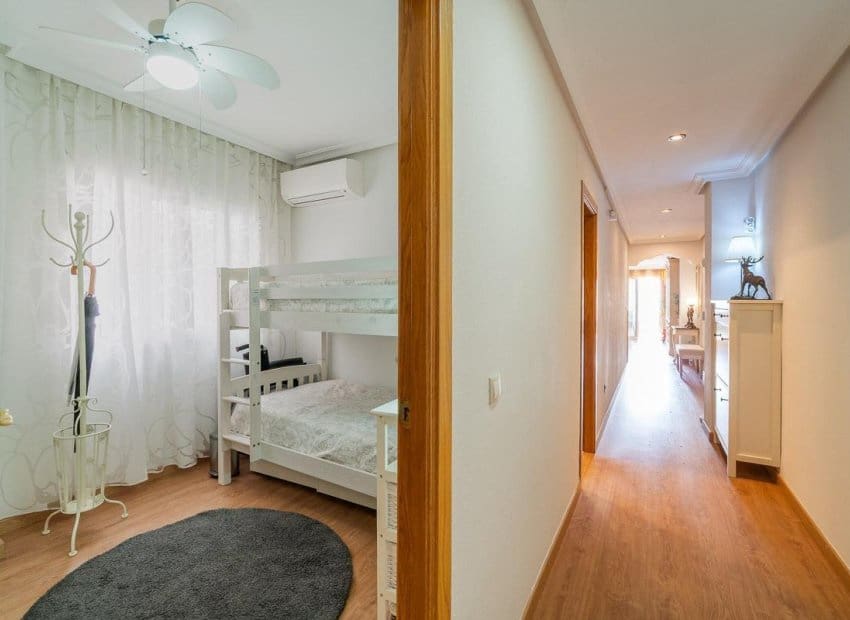 3 slaapkamer Appartement te koop in Torrevieja - € 239.500 (Ref: 10175810)