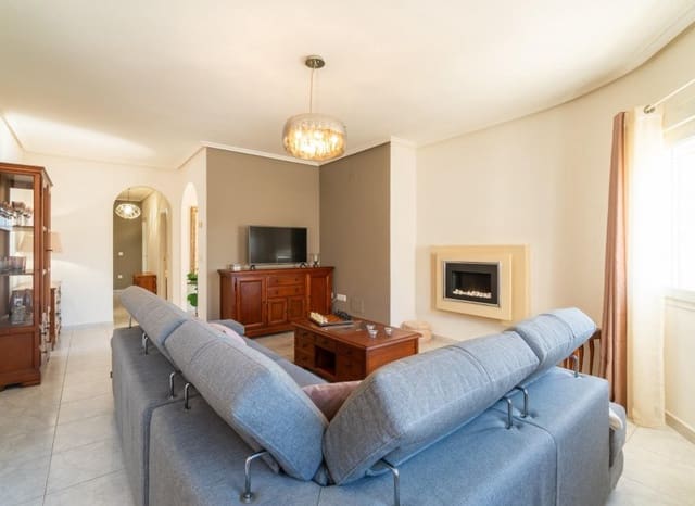3 soverom Villa til salgs i Playa Flamenca, Orihuela med svømmebasseng garasje - € 520 000 (Ref: 10175811)