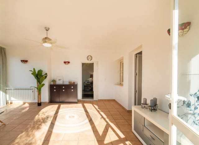 3 soverom Villa til salgs i Playa Flamenca, Orihuela med svømmebasseng garasje - € 520 000 (Ref: 10175811)
