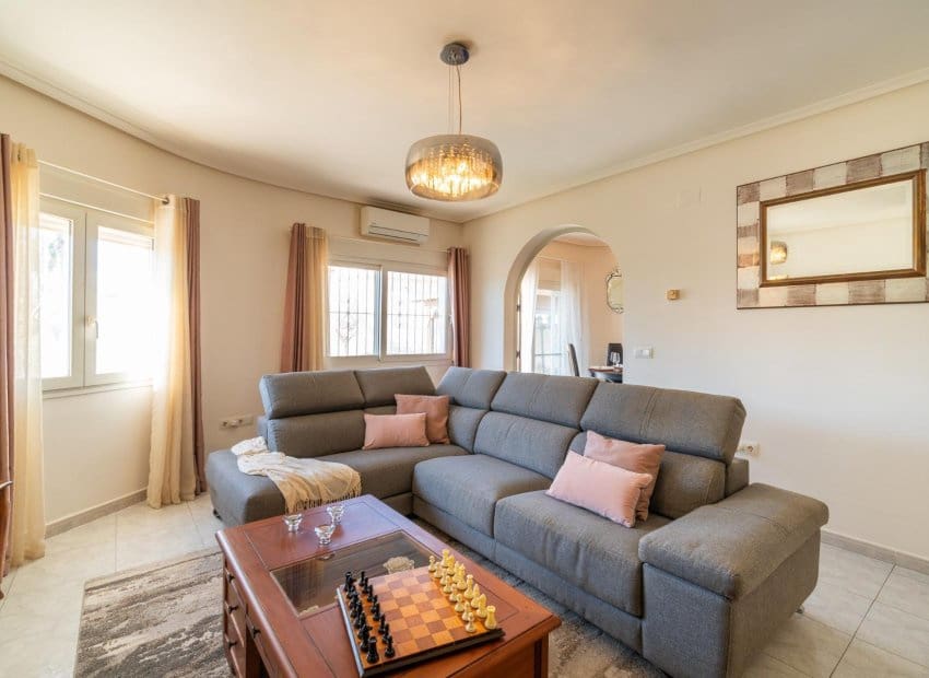 3 soverom Villa til salgs i Playa Flamenca med svømmebasseng garasje - € 520 000 (Ref: 10175811)