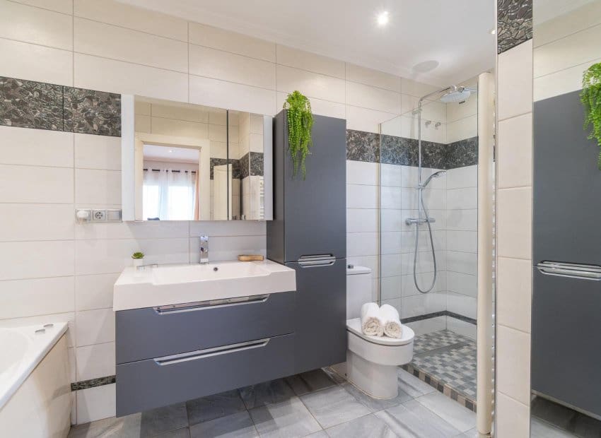 3 soverom Villa til salgs i Playa Flamenca med svømmebasseng garasje - € 520 000 (Ref: 10175811)