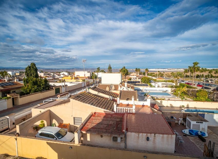 Chalet de 6 habitaciones en Los Balcones en venta con piscina - 580.000 € (Ref: 10175812)