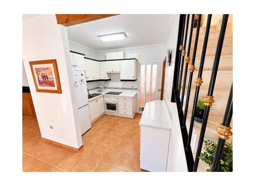 3 sypialnia Dom na sprzedaż w Algorfa z basenem garażem - 175 000 € (Ref: 10175815)