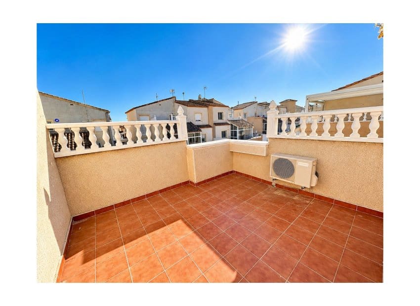 3 sypialnia Dom na sprzedaż w Algorfa z basenem garażem - 175 000 € (Ref: 10175815)