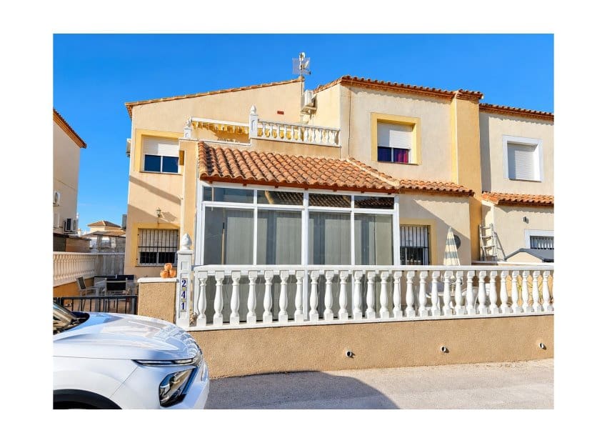 3 sypialnia Dom na sprzedaż w Algorfa z basenem garażem - 175 000 € (Ref: 10175815)