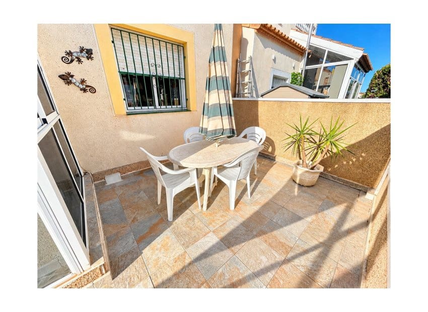 3 sypialnia Dom na sprzedaż w Algorfa z basenem garażem - 175 000 € (Ref: 10175815)