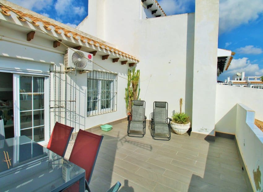 3 slaapkamer Huis te koop in Villamartin met zwembad - € 289.000 (Ref: 10175820)