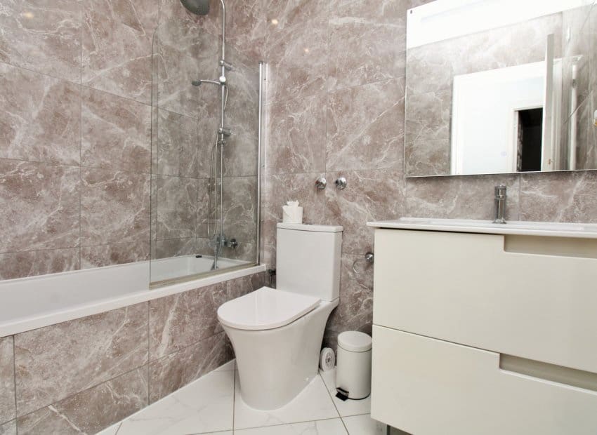 3 slaapkamer Huis te koop in Villamartin met zwembad - € 289.000 (Ref: 10175820)