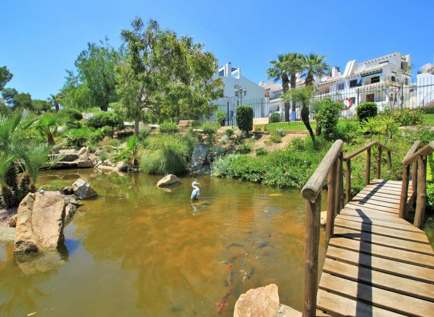 3 slaapkamer Huis te koop in Villamartin met zwembad - € 289.000 (Ref: 10175820)