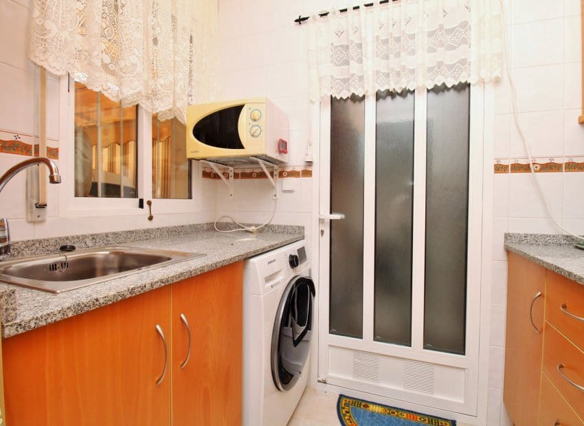 3 chambre Maison de Ville à vendre à Playa Flamenca avec piscine garage - 225 000 € (Ref: 10175821)