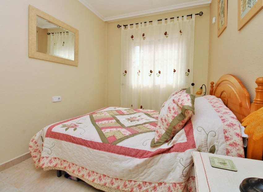 3 chambre Maison de Ville à vendre à Playa Flamenca avec piscine garage - 225 000 € (Ref: 10175821)