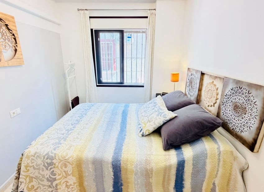 2 slaapkamer Villa te koop in Daya Vieja met zwembad - € 179.000 (Ref: 10175823)