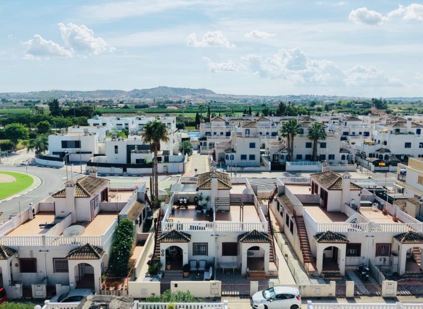 2 slaapkamer Villa te koop in Daya Vieja met zwembad - € 179.000 (Ref: 10175823)