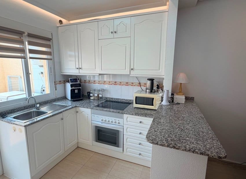 2 sypialnia Willa na sprzedaż w Los Montesinos z basenem garażem - 168 000 € (Ref: 10175825)