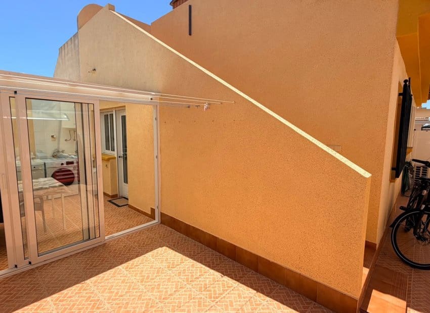 2 sypialnia Willa na sprzedaż w Los Montesinos z basenem garażem - 168 000 € (Ref: 10175825)