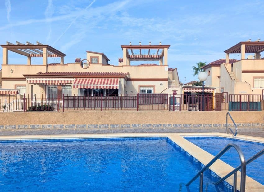 2 sypialnia Dom na sprzedaż w San Fulgencio z basenem - 189 000 € (Ref: 10175827)