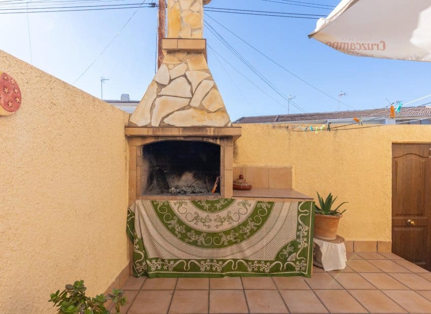 2 soverom Leilighet til salgs i Los Balcones med svømmebasseng - € 195 000 (Ref: 10175829)