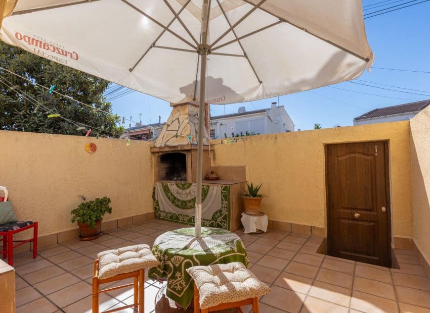 2 soverom Leilighet til salgs i Los Balcones med svømmebasseng - € 195 000 (Ref: 10175829)