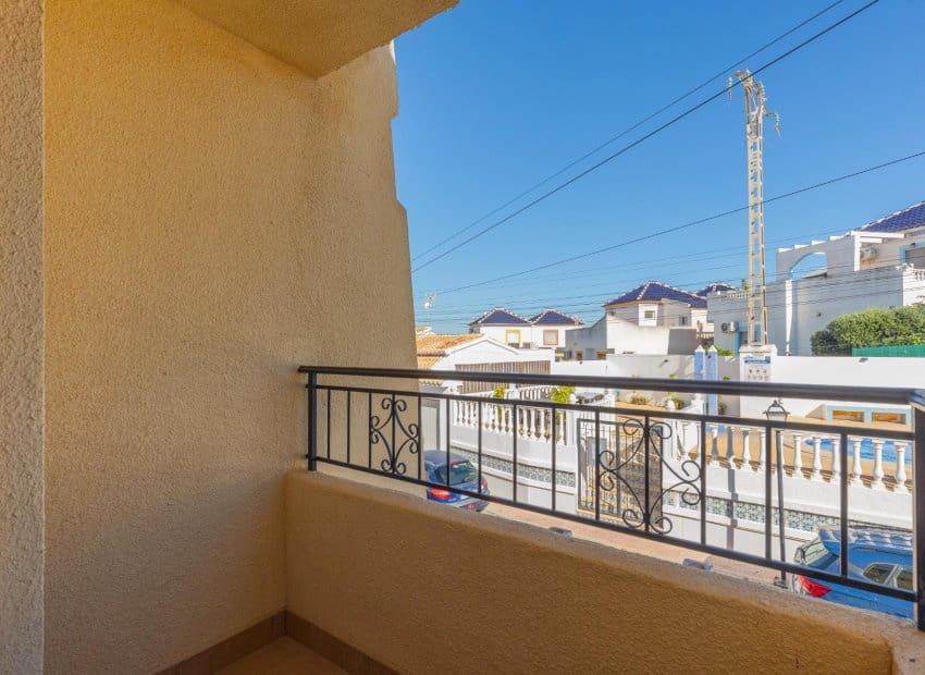 2 soverom Leilighet til salgs i Los Balcones med svømmebasseng - € 195 000 (Ref: 10175829)