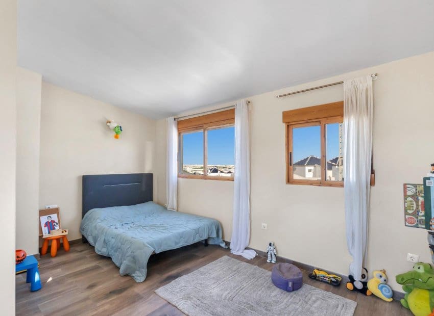 2 soverom Leilighet til salgs i Los Balcones med svømmebasseng - € 195 000 (Ref: 10175829)