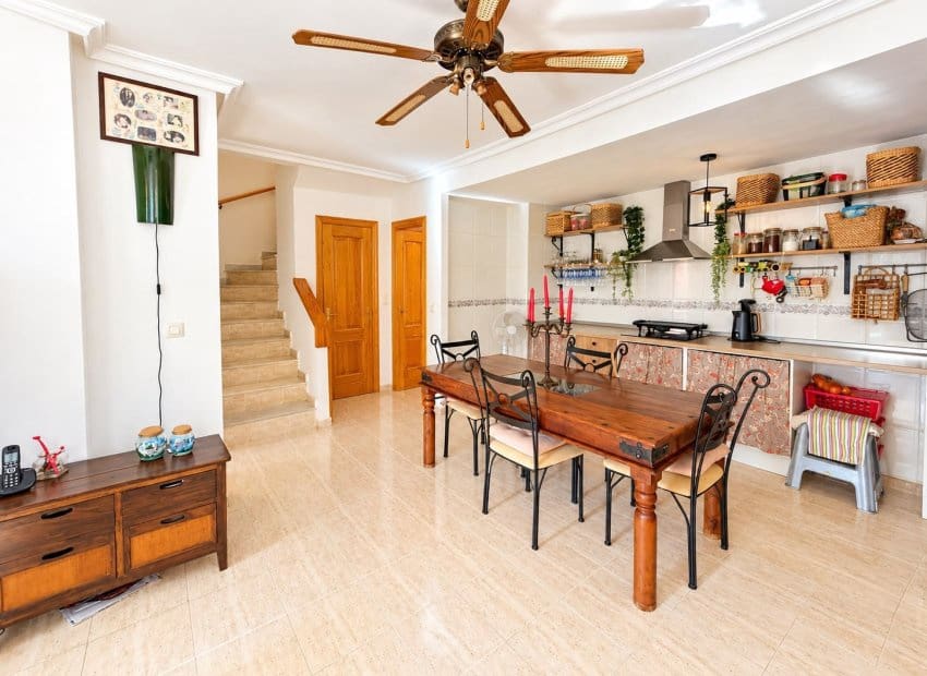 3 camera da letto Villa in vendita in La Florida con piscina - 349.995 € (Rif: 10175831)