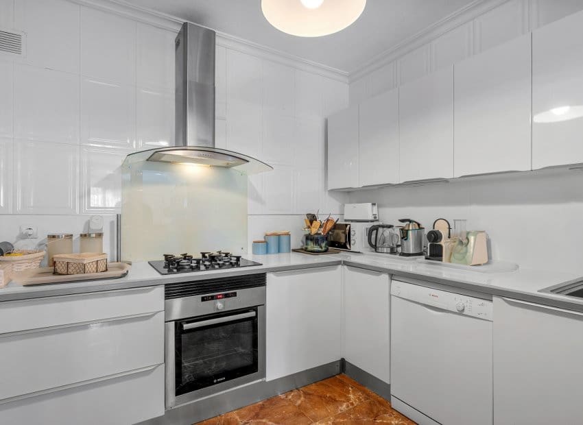 3 soveværelse Villa til salg i Villamartin med swimmingpool garage - € 265.000 (Ref: 10175832)