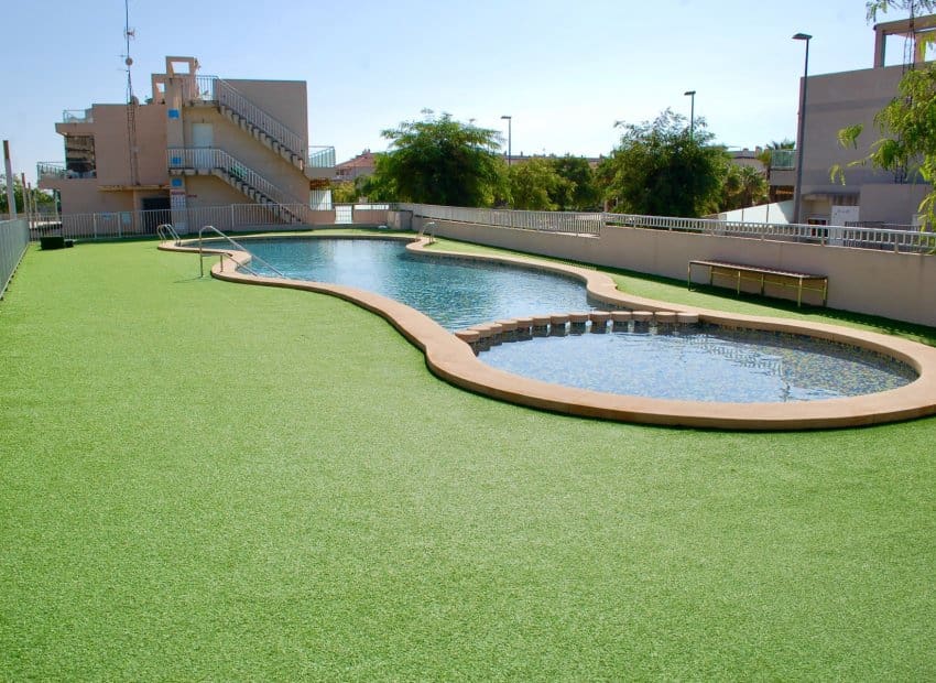 2 soveværelse Lejlighed til salg i Pilar de la Horadada med swimmingpool - € 299.000 (Ref: 10175833)