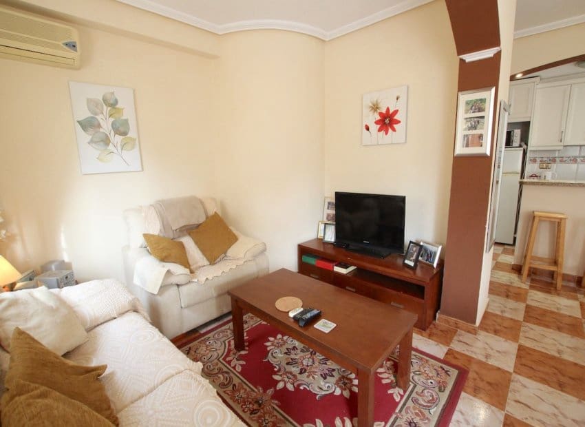 Casa de 2 habitaciones en Orihuela Costa en venta con piscina garaje - 220.000 € (Ref: 10175837)