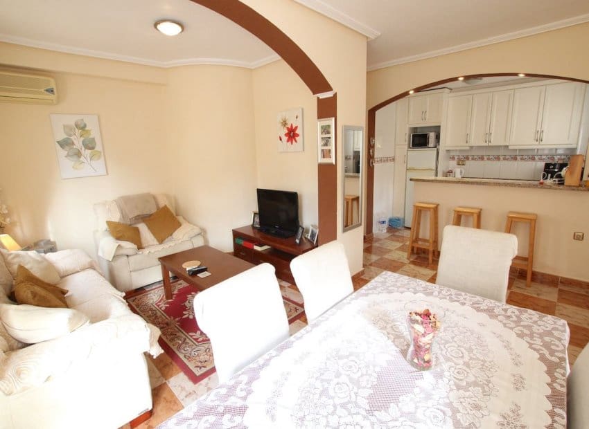 Casa de 2 habitaciones en Orihuela Costa en venta con piscina garaje - 220.000 € (Ref: 10175837)