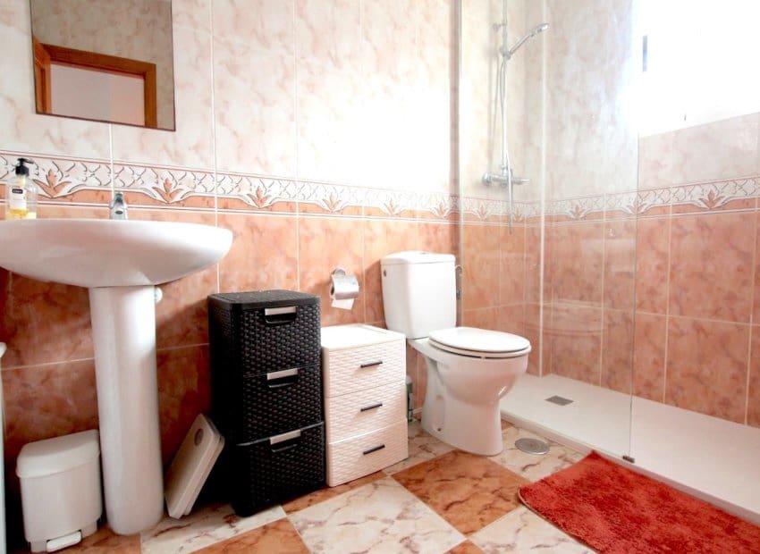 Casa de 2 habitaciones en Orihuela Costa en venta con piscina garaje - 220.000 € (Ref: 10175837)