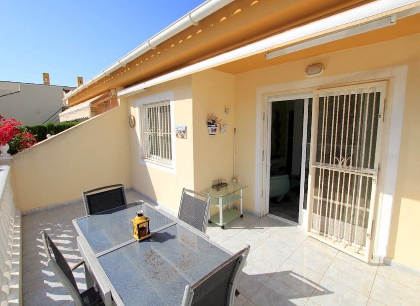 3 soveværelse Villa til salg i Benimar med swimmingpool - € 275.000 (Ref: 10175838)