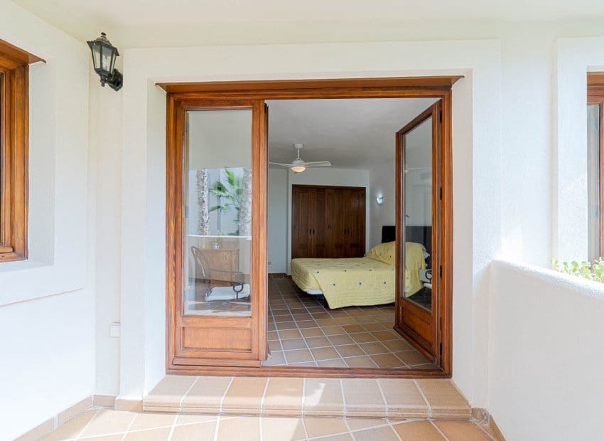 2 soveværelse Lejlighed til salg i Orihuela Costa med swimmingpool garage - € 289.000 (Ref: 10175840)