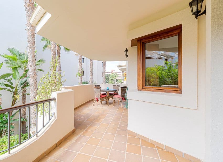 2 soveværelse Lejlighed til salg i Orihuela Costa med swimmingpool garage - € 289.000 (Ref: 10175840)