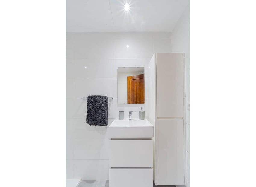 2 soveværelse Lejlighed til salg i Orihuela Costa med swimmingpool garage - € 289.000 (Ref: 10175840)