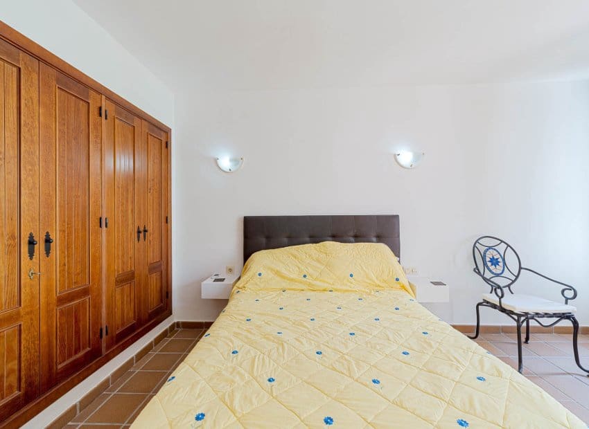 2 soveværelse Lejlighed til salg i Orihuela Costa med swimmingpool garage - € 289.000 (Ref: 10175840)