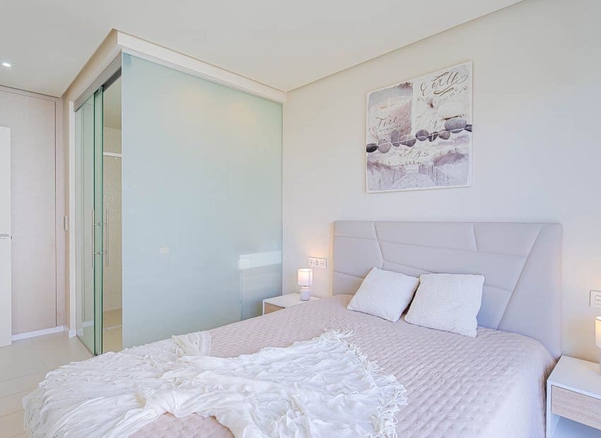 2 sypialnia Apartament na sprzedaż w Orihuela Costa z basenem garażem - 270 000 € (Ref: 10175841)