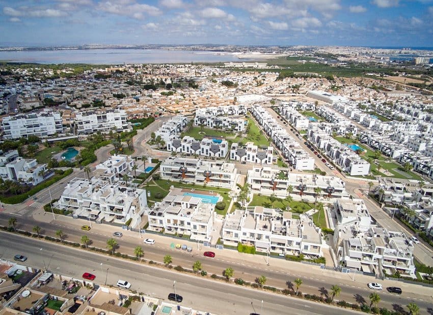 2 sypialnia Apartament na sprzedaż w Orihuela Costa z basenem garażem - 270 000 € (Ref: 10175841)