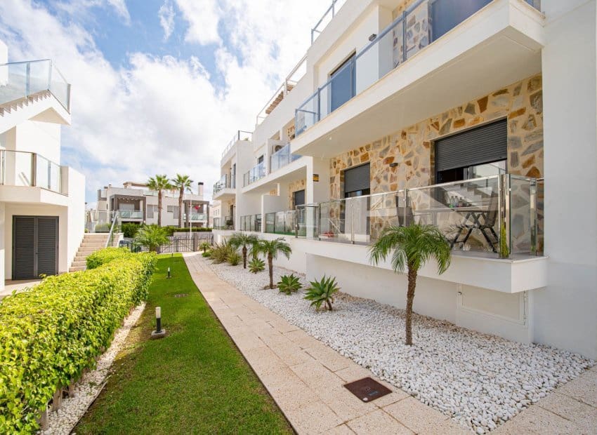 2 sypialnia Apartament na sprzedaż w Orihuela Costa z basenem garażem - 270 000 € (Ref: 10175841)