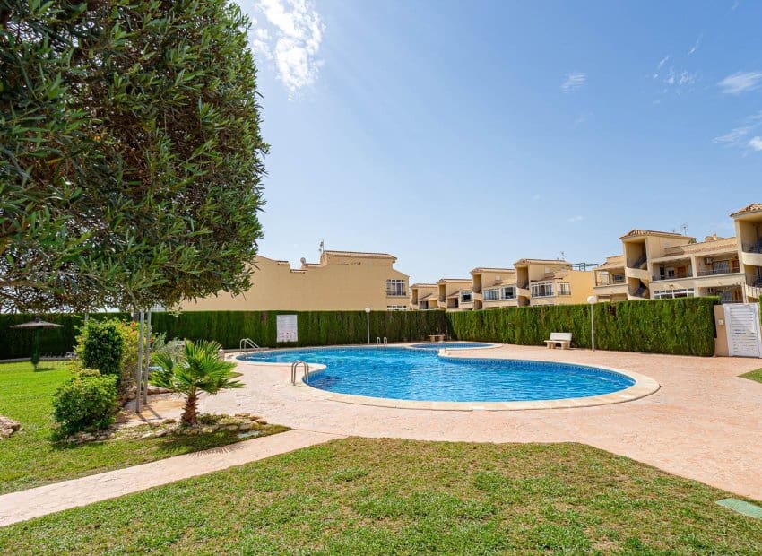 2 sypialnia Apartament na sprzedaż w Orihuela Costa z basenem garażem - 155 000 € (Ref: 10175843)