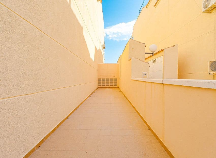2 sypialnia Apartament na sprzedaż w Orihuela Costa z basenem garażem - 155 000 € (Ref: 10175843)