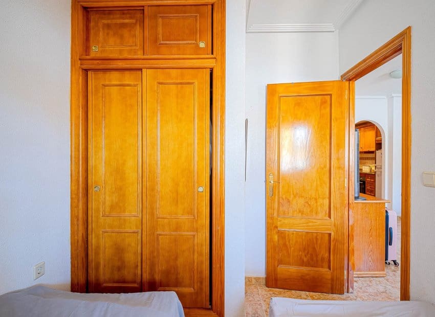 2 sypialnia Apartament na sprzedaż w Orihuela Costa z basenem garażem - 155 000 € (Ref: 10175843)