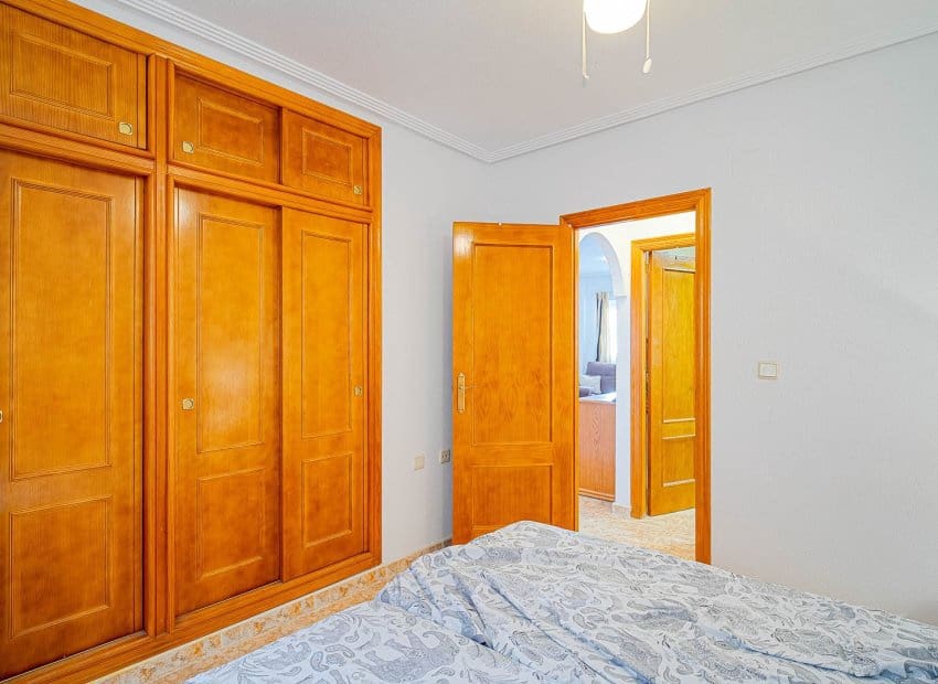 2 sypialnia Apartament na sprzedaż w Orihuela Costa z basenem garażem - 155 000 € (Ref: 10175843)